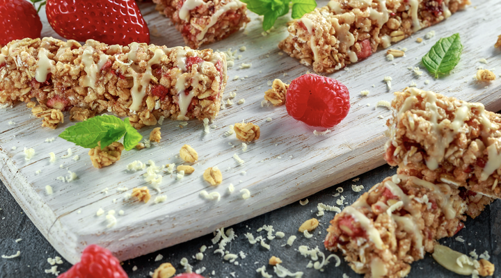 Mixed Berry &amp; Yoghurt Granola Bar-image
