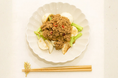 Turnip with Miso Meat Sauce